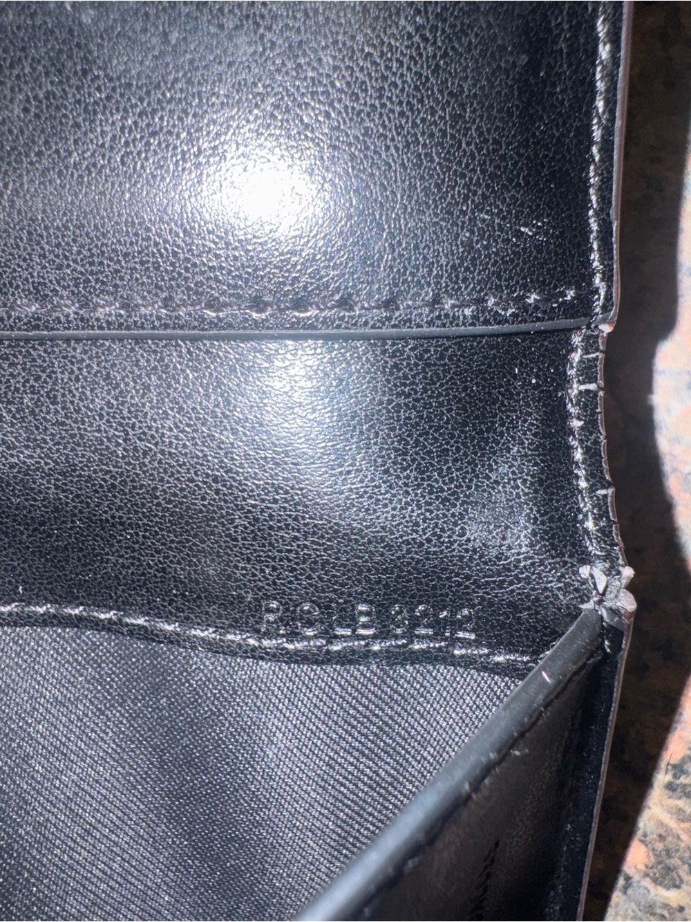 Marc Jacobs Pebbled Leather Zip Card Case in Burgundy - Picture 5 of 8